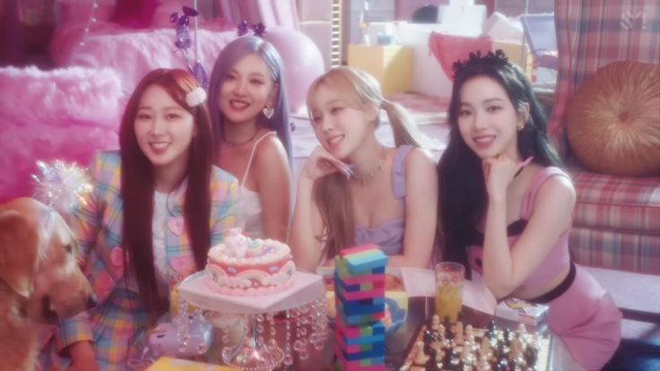 aespink_gallery's tweet photo. Happy 2 years with aespa!

AESPA SECOND AENNIVERSARY 
#2YearsWithAESPA
#에스파_2주년_마이축하한데이
#aespa @aespa_official https://t.co/2dXbc0X6S2