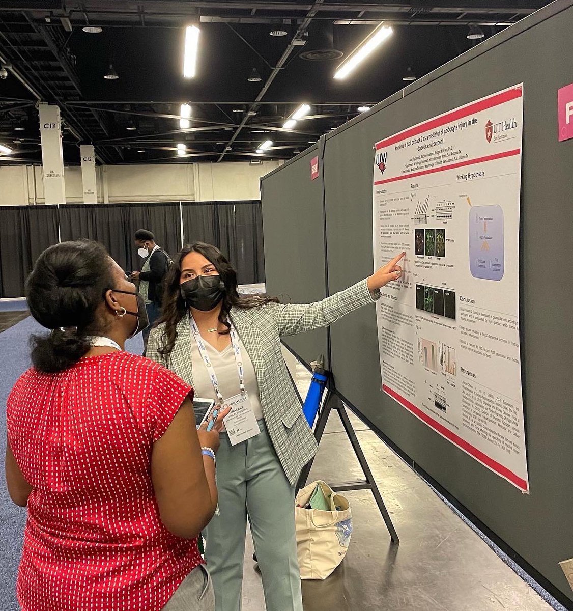 bmfphd's tweet photo. I’m so proud and elated that one of my #UIWFordLab research students, Aracely Castro, won an award for her poster presentation in the Physiology and Pharmacology section at #ABRCMS2022 !!!! 🥳🥳👏👏👏🤩🤩🏅🏆🔥 #UIWPride #undergraduateresearch #proudmentor https://t.co/BbDrOsPPQO