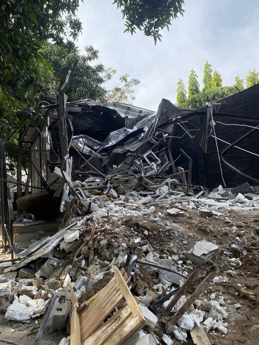 DaddyWithDSteez's tweet photo. See what they did to us!
The FCT Minister destroyed our business, our livelihood, our money is all gone.

Pa Adebanjo, Rivers https://t.co/KXYzZ3SS7f
