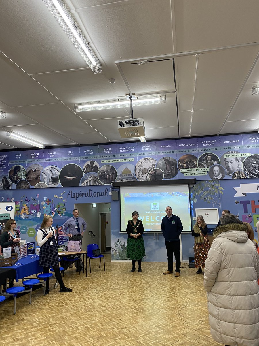 BirchwoodJunior's tweet photo. Thank you to all the local charities and organisations who attended our first ever community networking event. It was great to hear and meet so many amazing people who care so much about our community. We can’t wait to begin so many incredible partnerships🤩 https://t.co/qiZlCs2PiE