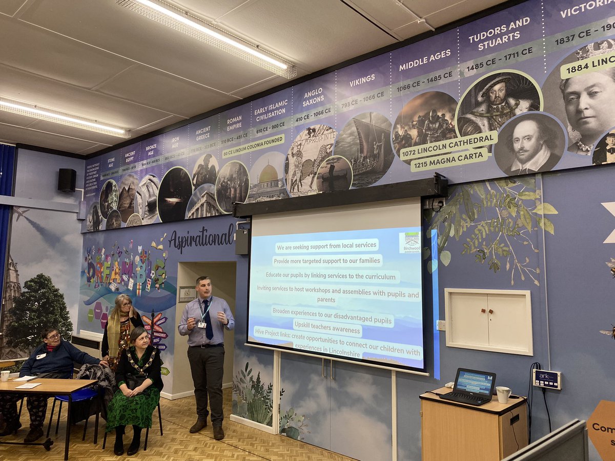 BirchwoodJunior's tweet photo. Thank you to all the local charities and organisations who attended our first ever community networking event. It was great to hear and meet so many amazing people who care so much about our community. We can’t wait to begin so many incredible partnerships🤩 https://t.co/qiZlCs2PiE
