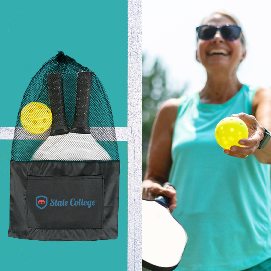 AkranMarketing's tweet photo. With over 4.8 million "picklers" in the US, Pickleball has become America's fastest growing sport! 🏓 This set has everything you need to get a game going! Visit our link in bio for more information.

#PickleballKits #FitnessGear #BrandedMerch #PromotionalProducts #AkranMarketing https://t.co/wIvfXaFoPs