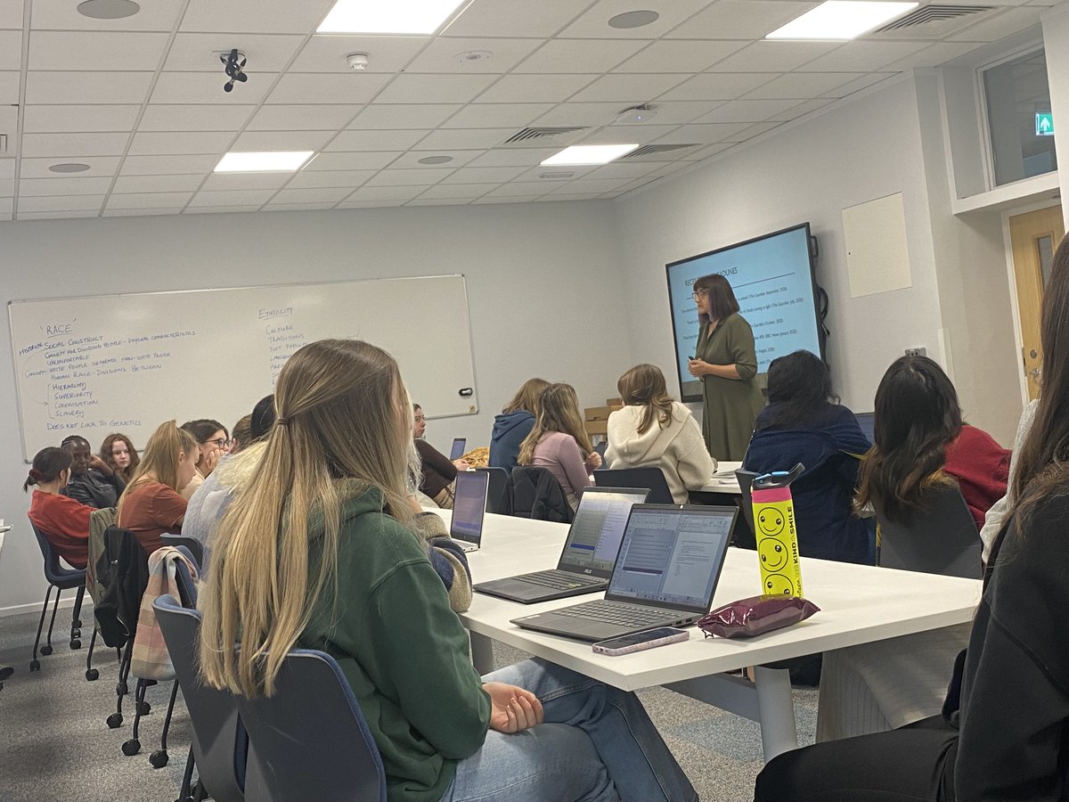 PlymUniIOE's tweet photo. BA Education students engage in essential discussions around race &amp; ethnicity
Get to know us this Saturday, 19th November, Undergraduate Open Day.
#openday #education #undergraduate #BEd #BAEducation #BAEarlyChildhoodStudies #CertEd
https://t.co/4JA6zjOJW6 https://t.co/yID1zCcV3W
