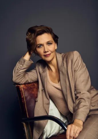 Happy Birthday to Maggie Gyllenhaal . 