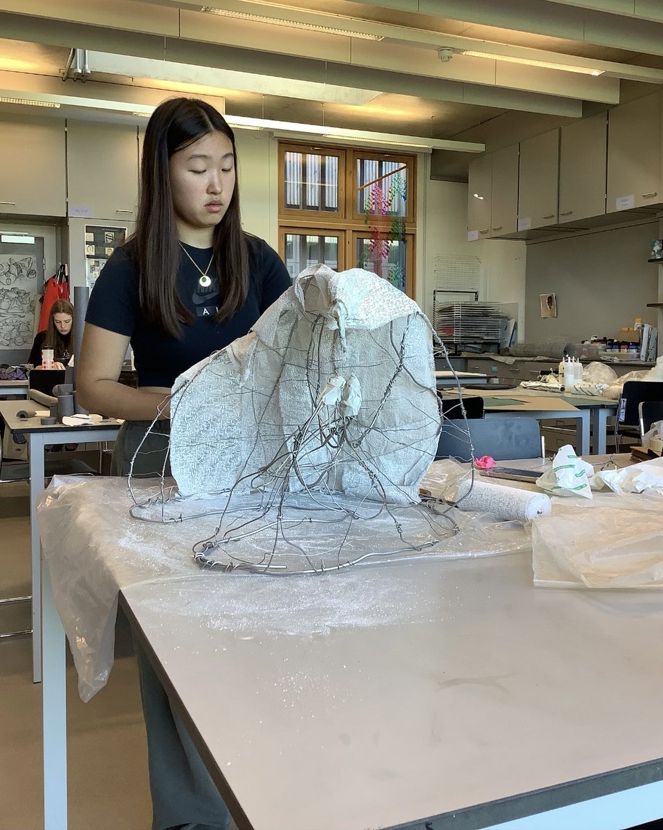 leh_art's tweet photo. U5 have made a great start to the first day of the mock! Well done. #LEHSchool #GCSEArtExam #mockexam https://t.co/Nr81tCN0oV
