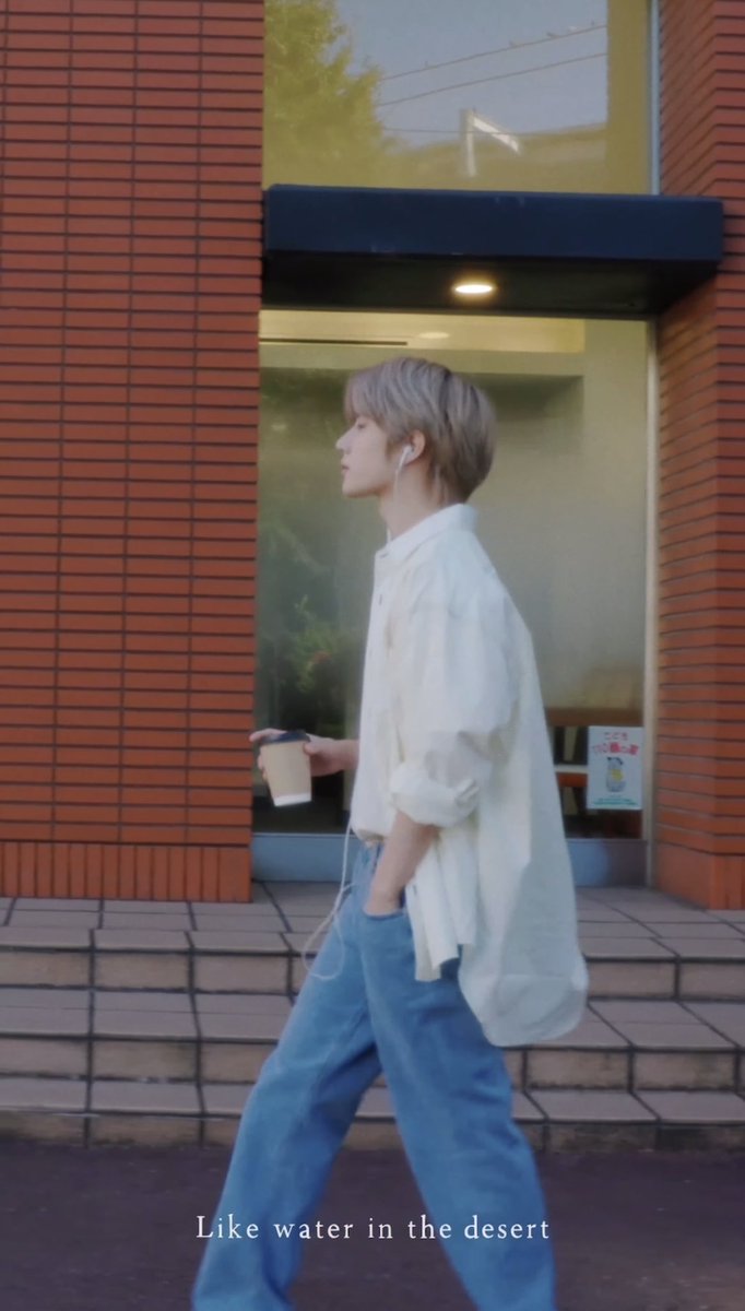 756bg's tweet image. 아 ..