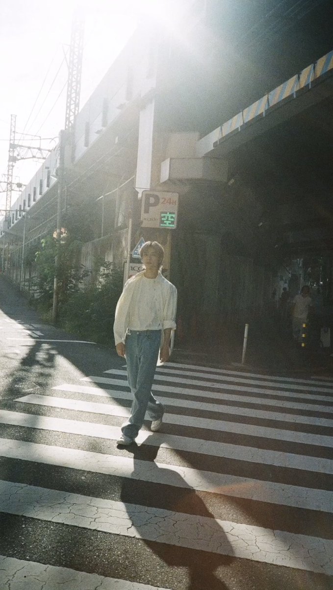 756bg's tweet image. you(th)