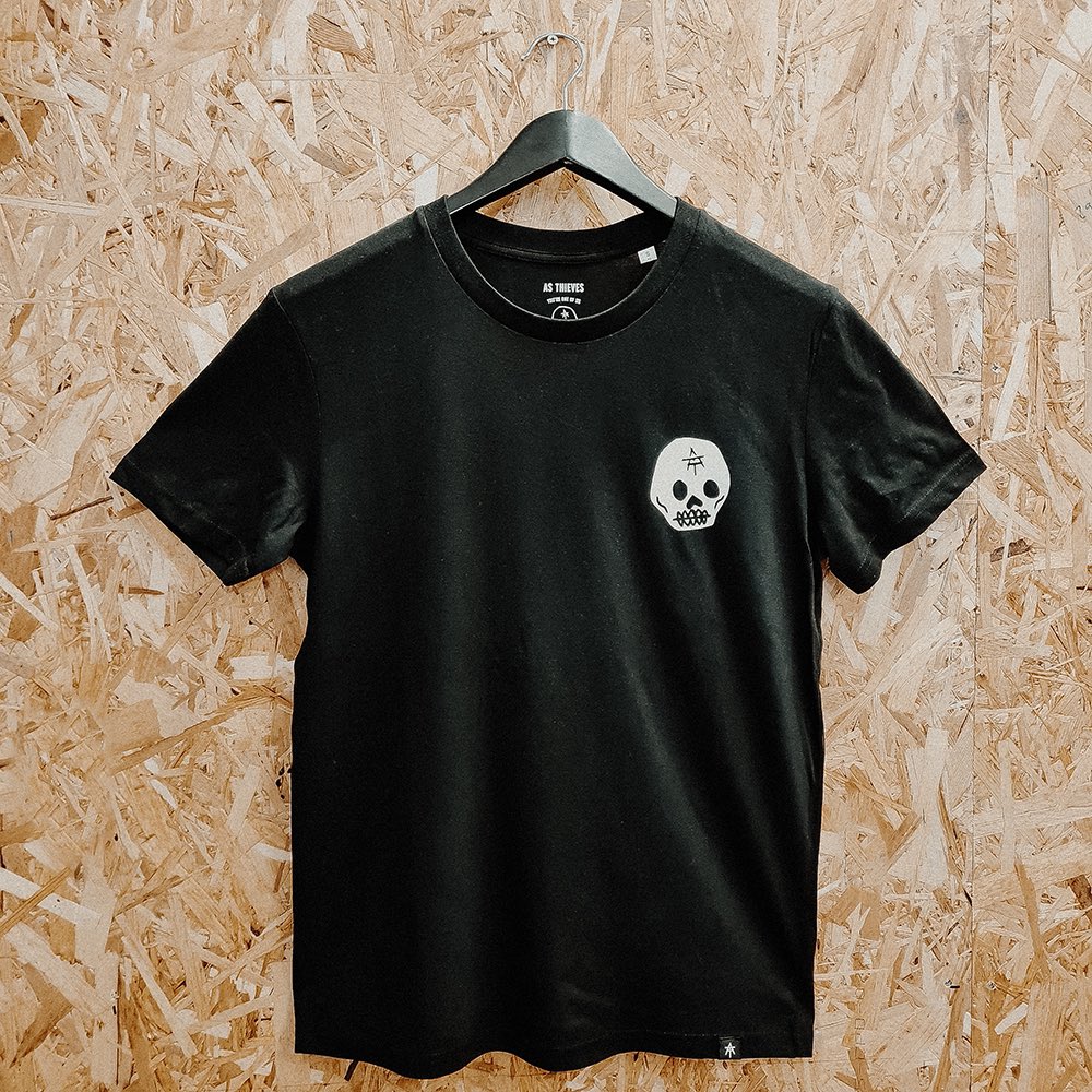 asthievesuk's tweet photo. Dan Allen skull T-Shirt 💀

Message us to order!
#tshirts #skulls https://t.co/oDaZTMEHlp
