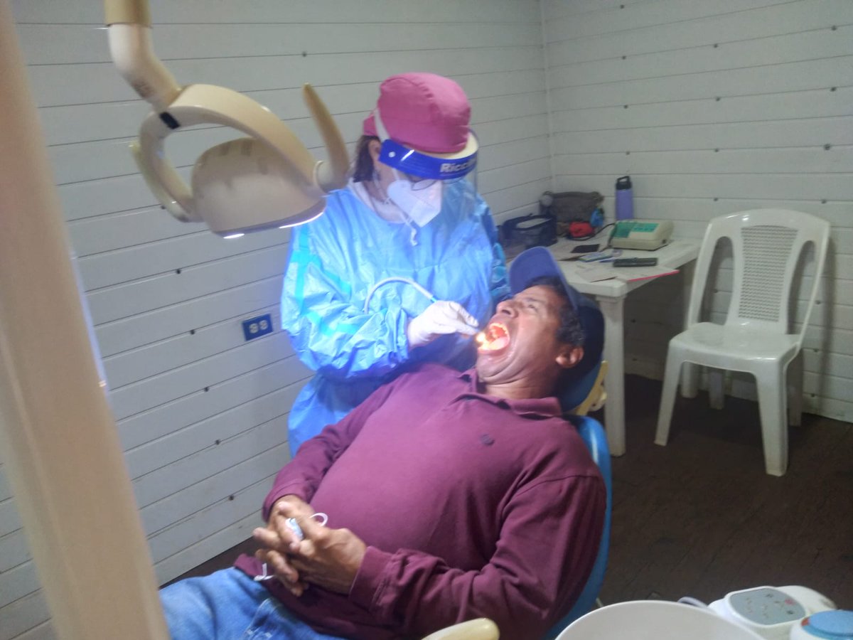 Juliocdo2021's tweet photo. Nuestro buen gobierno, llevando la salud a los barrios.
Gracias a nuestro presidente que ve por su pueblo.
#UnidosVencemosVenceremos 
#Nicaragua https://t.co/RkW2lcjrjg