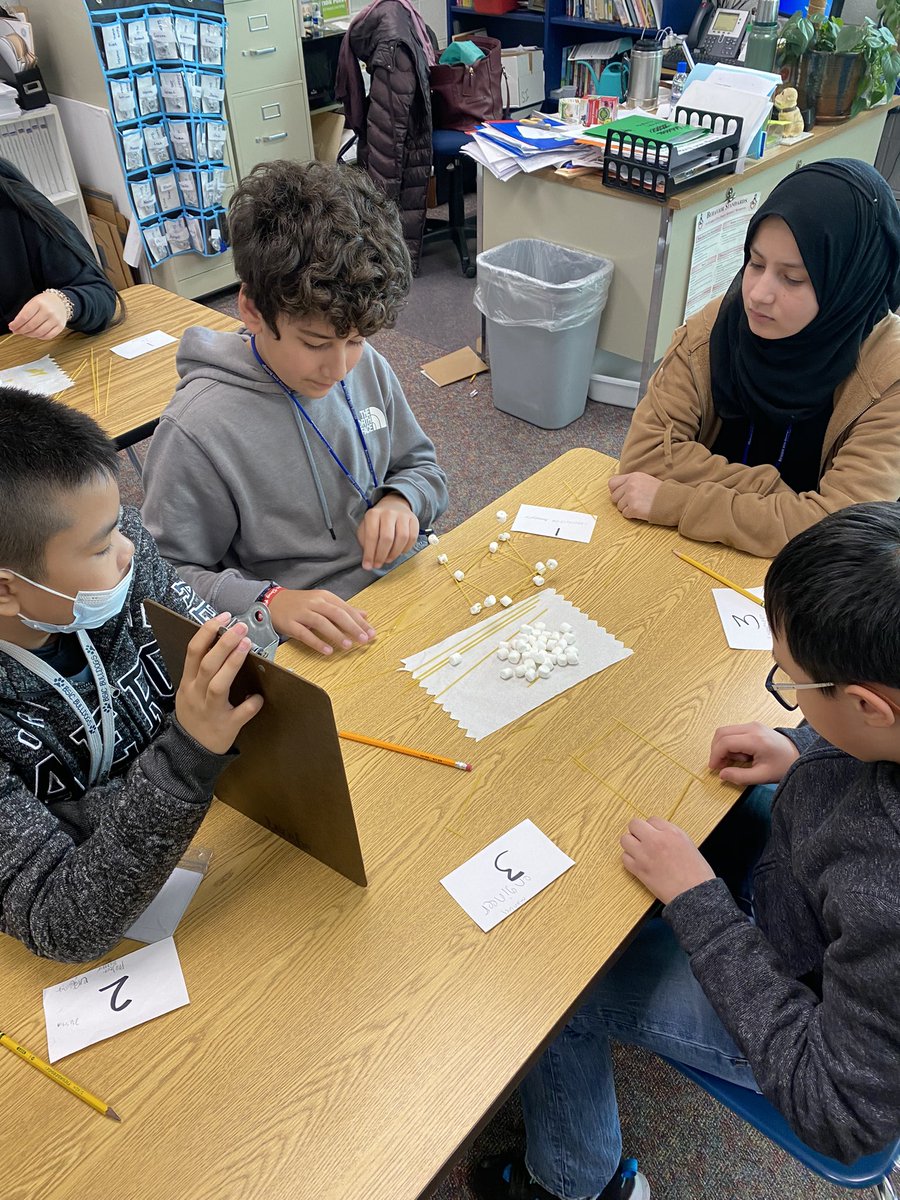 BSIC_BULLDOGS's tweet photo. Students in Mrs. McCallum’s class practiced TEAMWORK by working together to build structures. We are “Better Together!” @IHeartCKH @USD457 @LaBarberaGlenda @DrMDomin84 https://t.co/fYkK0Ep6kR