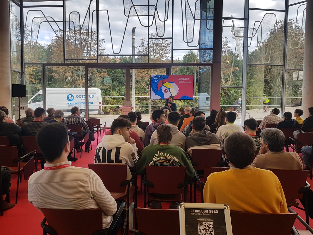 slimbook's tweet image. Dos días increíbles en #LibreCon2022 #Bilbao 

Participar como partners, asistir a sus charlas, mesas redondas y actividades, además de permitir a los asistentes conocer de cerca los equipos, tocarlos y probarlos

Una experiencia de aprendizaje y motivación!! 

@librecon