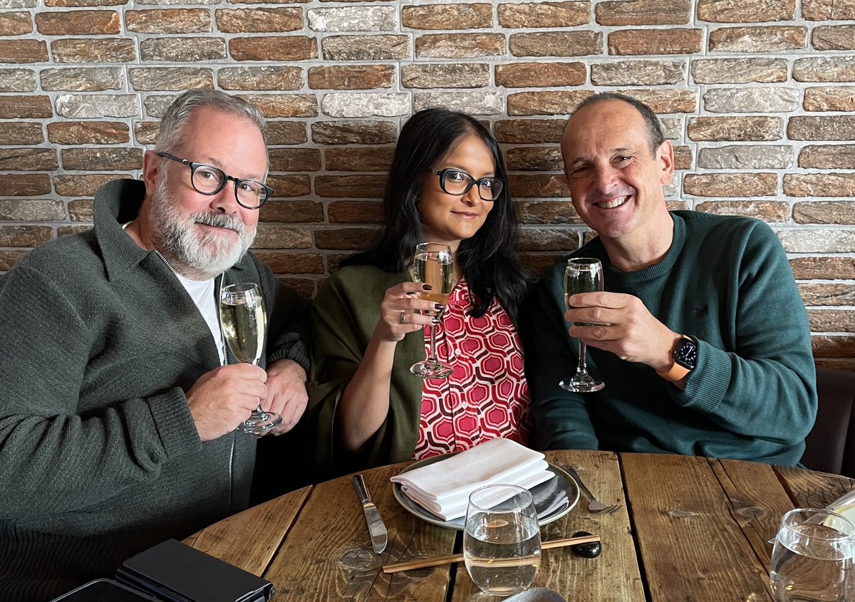 Delightful celebration lunch with @shayonislynn - winner of the Mark Mellor medal at last night’s @PRCA_HQ #PRCAUKAwards alongside fellow Board advisor @TBoneGallagher 
#BoardAdvisors
#client