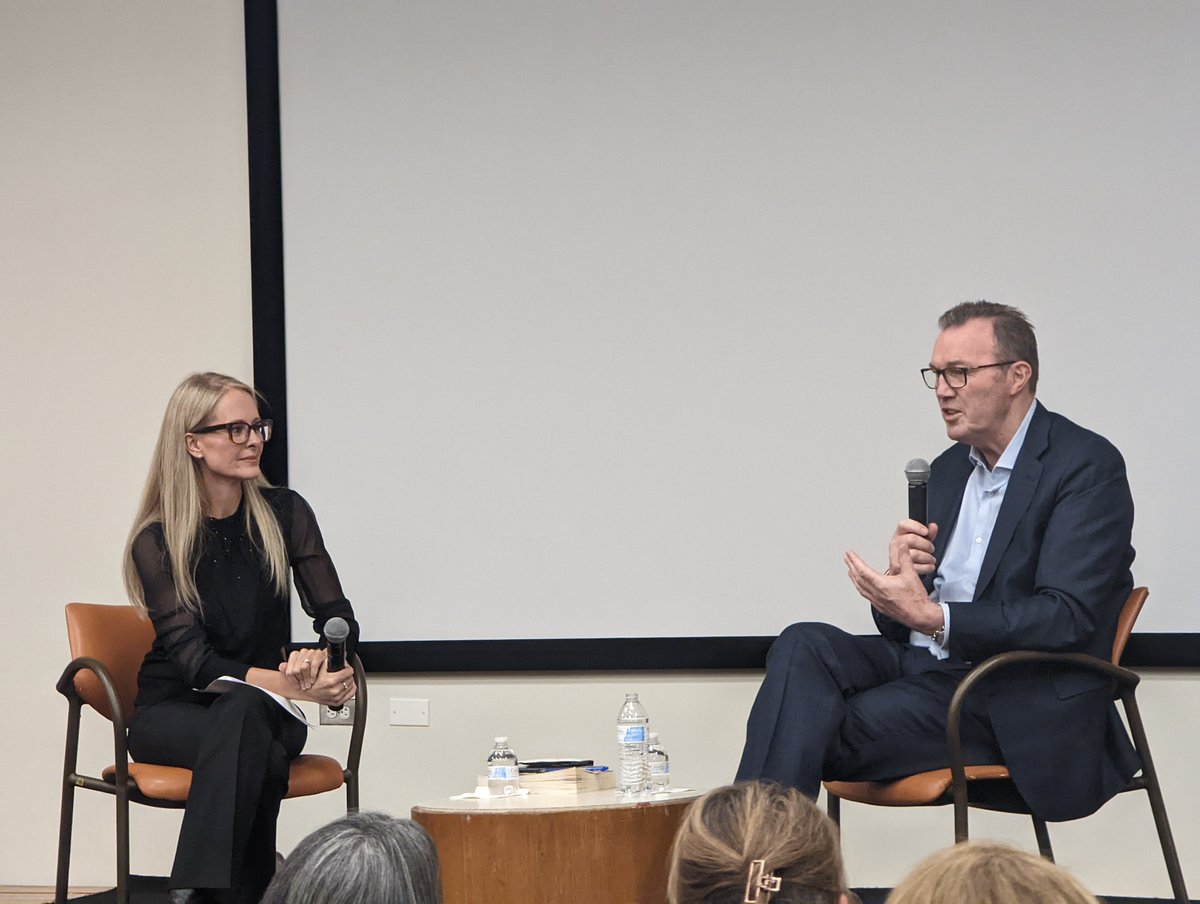 Thank you <a href="/victoriaarbiter/">Victoria Arbiter</a> for being the perfect moderator for our sold out event with @andrewmortonuk last night. You were the best possible duo to have talk all things Royal Family and #TheQueen.   It was a regal and riveting evening.