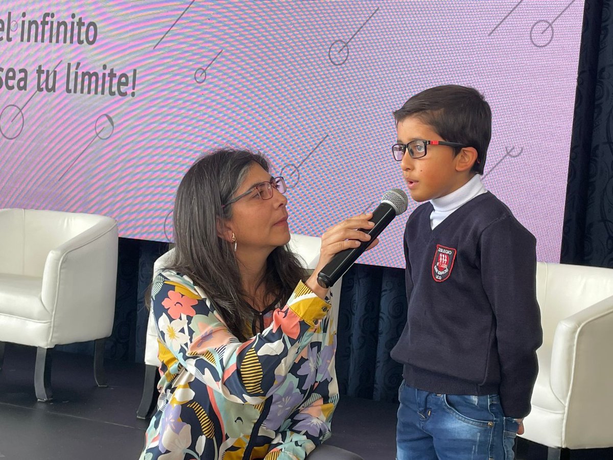 UliaYemail's tweet photo. Hoy iniciamos el cierre del #PlanSaberDigital 4.0 con intercambio de saberes y reconocimiento a las experiencias que están revolucionando las aulas con la aplicación del enfoque #STEMTransforma. Logramos consolidar 315 comunidades de aprendizaje y participación de 27mil actores. https://t.co/pfqnaSRK9T