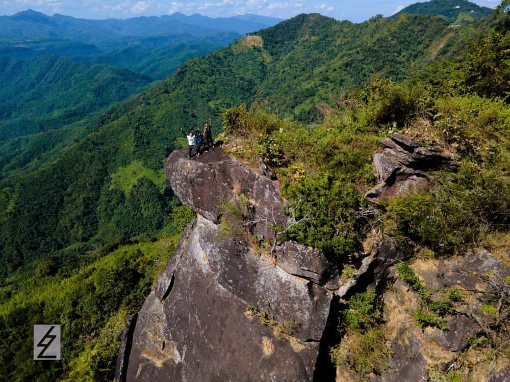 mizoraminsta's tweet photo. Satel hmui lungchalde
Location: Thiak, Aizawl district, Mizoram
.
.
Pic credit 📷 @elzeta_varte
.
.
.
#satelhmui #lungchalde #rockstructures #rock #mizoram #mizoraminsta #northeastIndia #thiak #thiakmizoram #cliff #rockcliff #nature https://t.co/bDdN9ioBLF