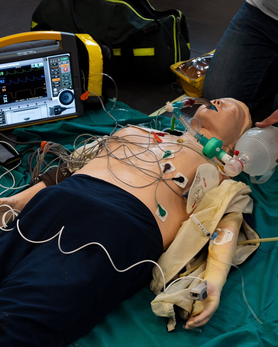 _NEXUS_PROJECT_'s tweet photo. 📌High-fidelity mannequin or standardised patient? We will discuss this in the stories. Stay tuned.

#simulation #medicalsimulation #nursetraining #training #emergency #nurselife #technicalskills #fyp #emergencymedicine https://t.co/BFnSu3wXqM