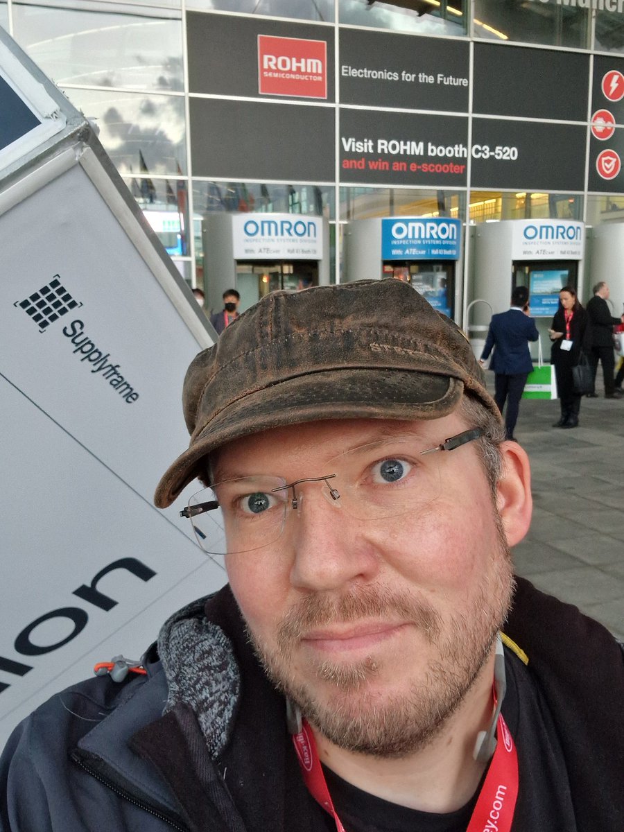 kuro_dk's tweet photo. Had a really nice time at #electronica2022 almost makes up for not going to this year's #supercon. Supplyframe brought the nice vibe from their HQ in LA ^_^ @supplyframe https://t.co/kOWd7ZyPy3