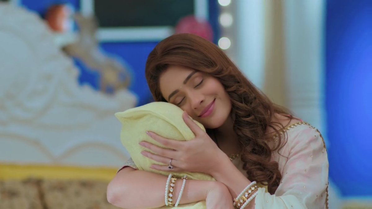 krisa_world's tweet photo. Sayu ✨💔 @nawab_hiba
..
#Sayuri #HibaNawab #HibaNawab #HibaAsSayuri #SmileyQueen #WohToHaiAlbelaa #Starbharat #Sayuri #cuteSayuri https://t.co/xTDJgVw5Fn