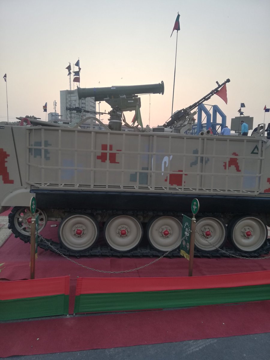 NahdT5's tweet image. Arm For Peace🇵🇰
#IDEAS2022
#ArmsForPeace  #BXSS