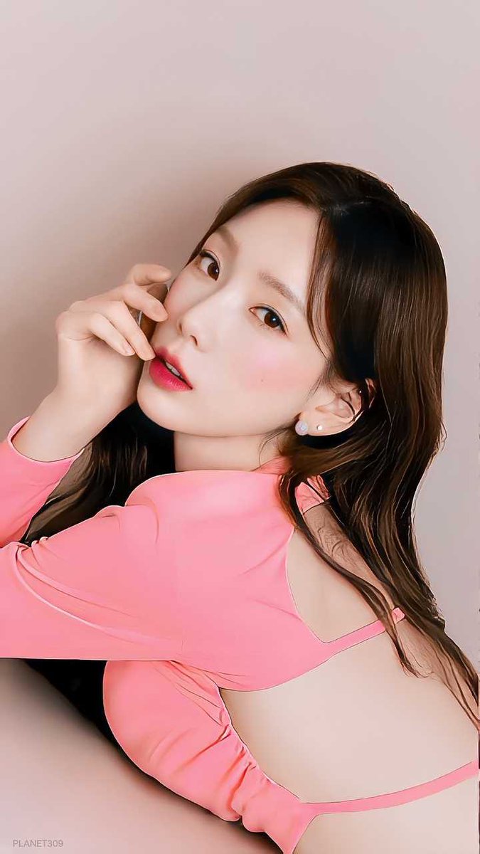 taebear0309's tweet photo. Benefit

#태연 #TAEYEON https://t.co/lGKjOS9o9z