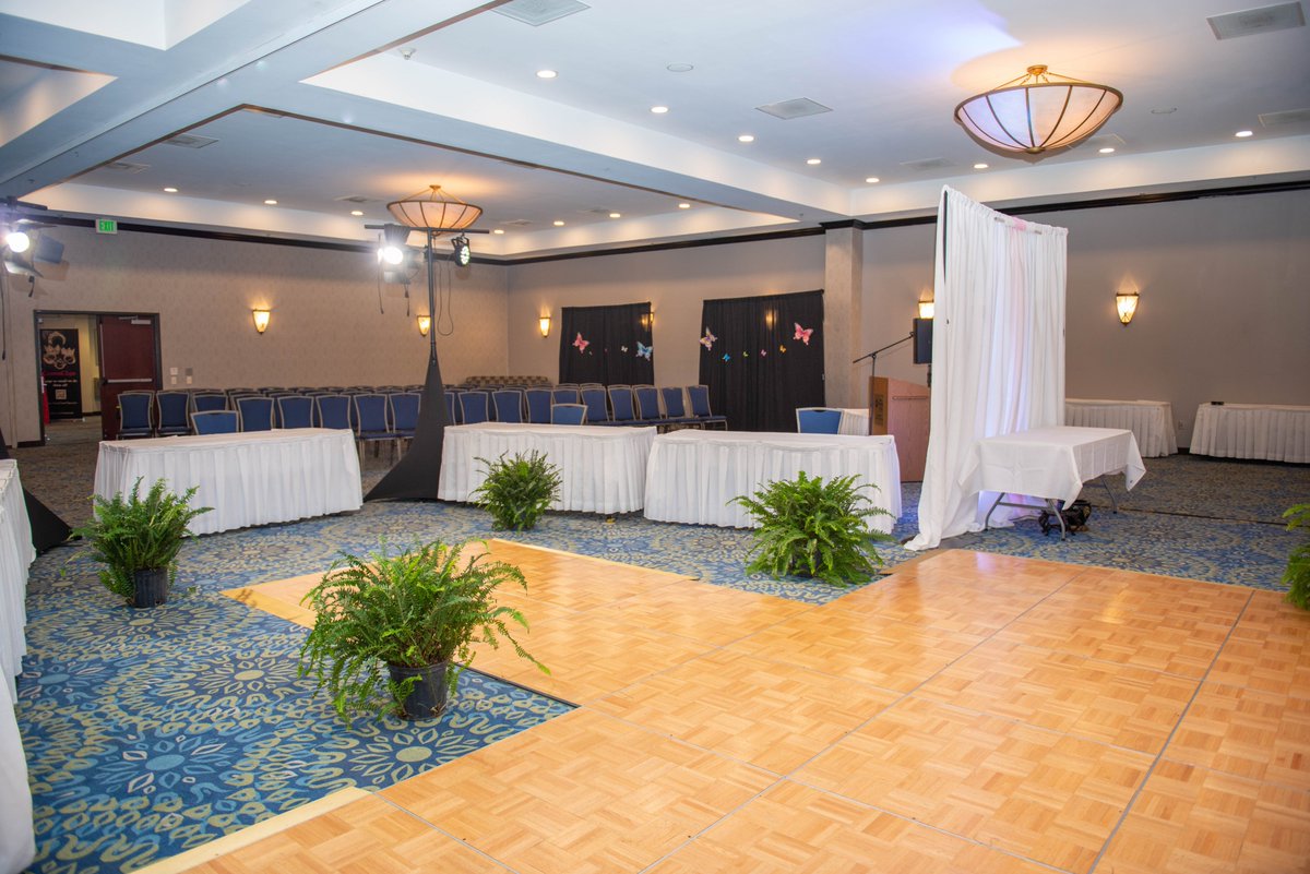 BWPluswboro's tweet photo. You really CAN make this space your own!  🤩 #Waynesborova #weddingvenue #eventcenter https://t.co/Ev8amLggMw