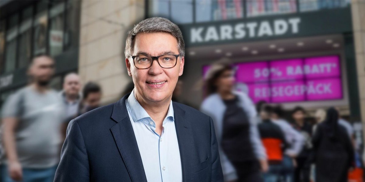 Watchman78's tweet photo. Oberbürgermeister will Karstadt retten: „Dieses Warenhaus gehört in unsere City – definitiv“ https://t.co/benZcb7ymX https://t.co/fcG5ODS7Ln