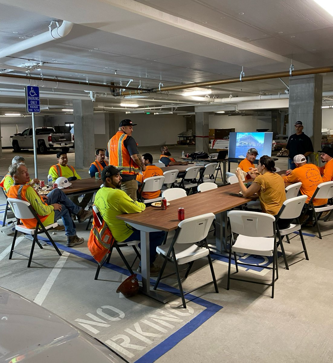scbuildersinc_'s tweet image. The SC Team recently underwent Scaffold User Training, courtesy of #ScaffoldSolutions (bit.ly/3O8p5GN).

We strive to keep our crews as skilled and knowledgeable as possible when tackling new projects. Special thanks to trainers Chuck &amp;amp; John for making this happen!