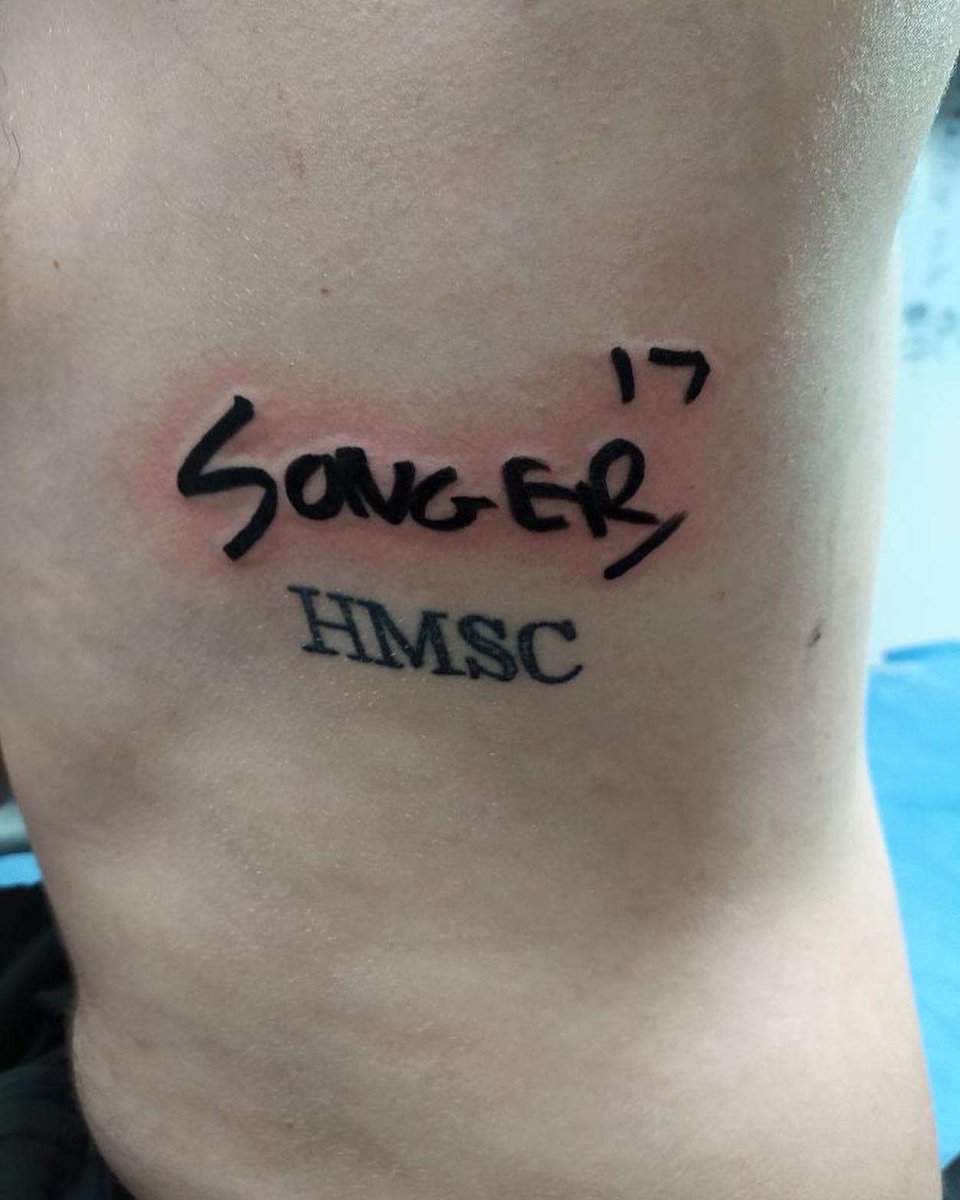 tomtheobald29's tweet photo. Would of been rude to get @5onger_ ‘s signature and not get a tattoo @Evans0815 https://t.co/IxWO1l45eC