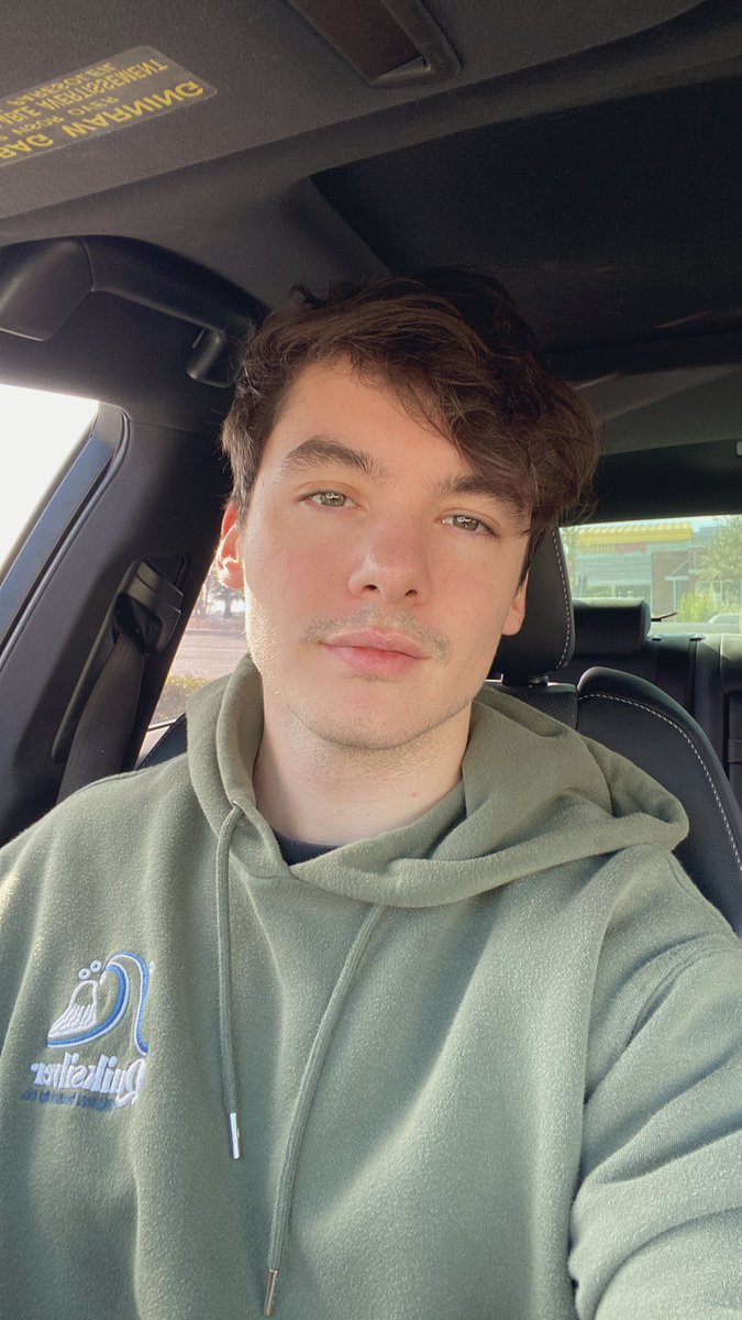 omenplayer69's tweet photo. have a good day :D https://t.co/b53pgG79yb