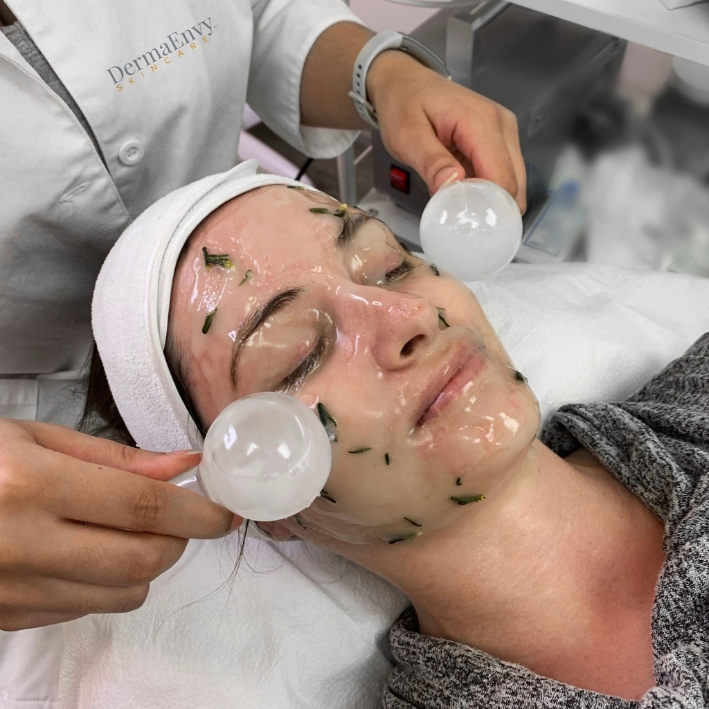 We want to get your skin feeling (and looking) it's very best for the Holiday season! For a limited time, book a regular priced facial over $99, and receive a complimentary facial add-on of your choice!

Book conveniently online! See you soon 😉