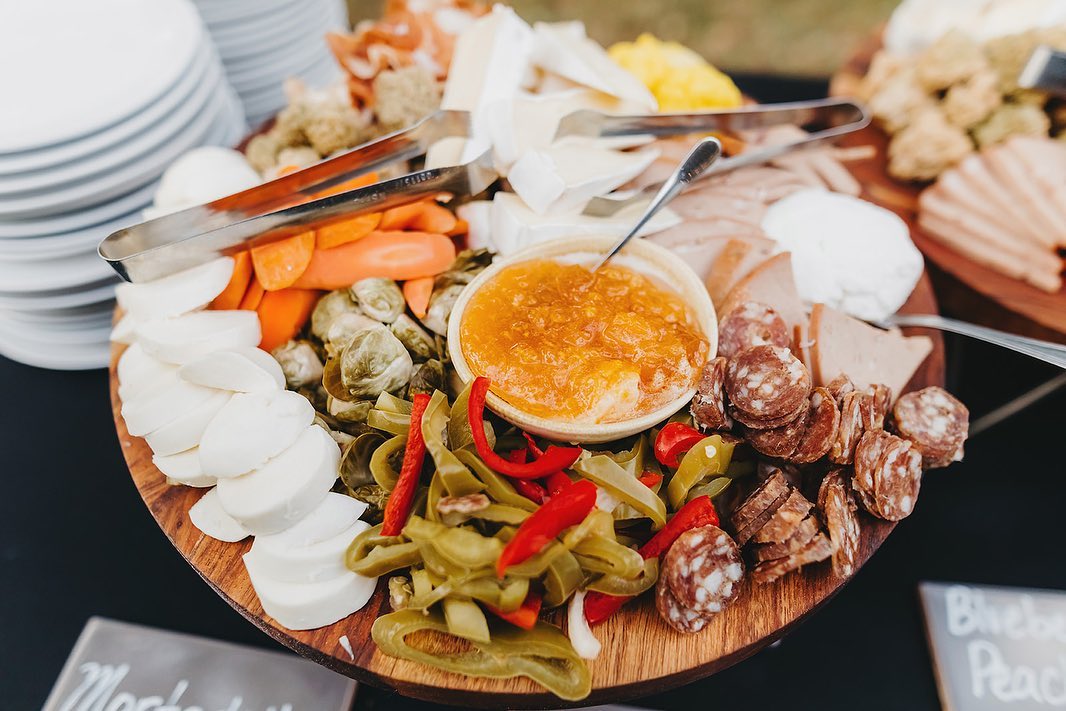 Royal Fig Catering tweet media