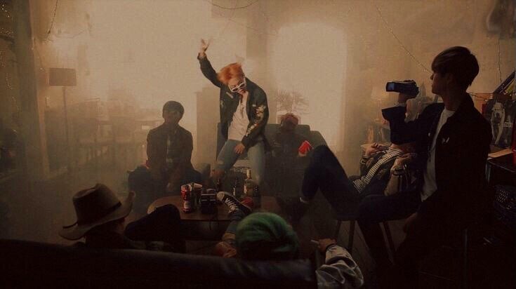 btsrvarchive's tweet photo. https://t.co/nj8O3OmJ3M