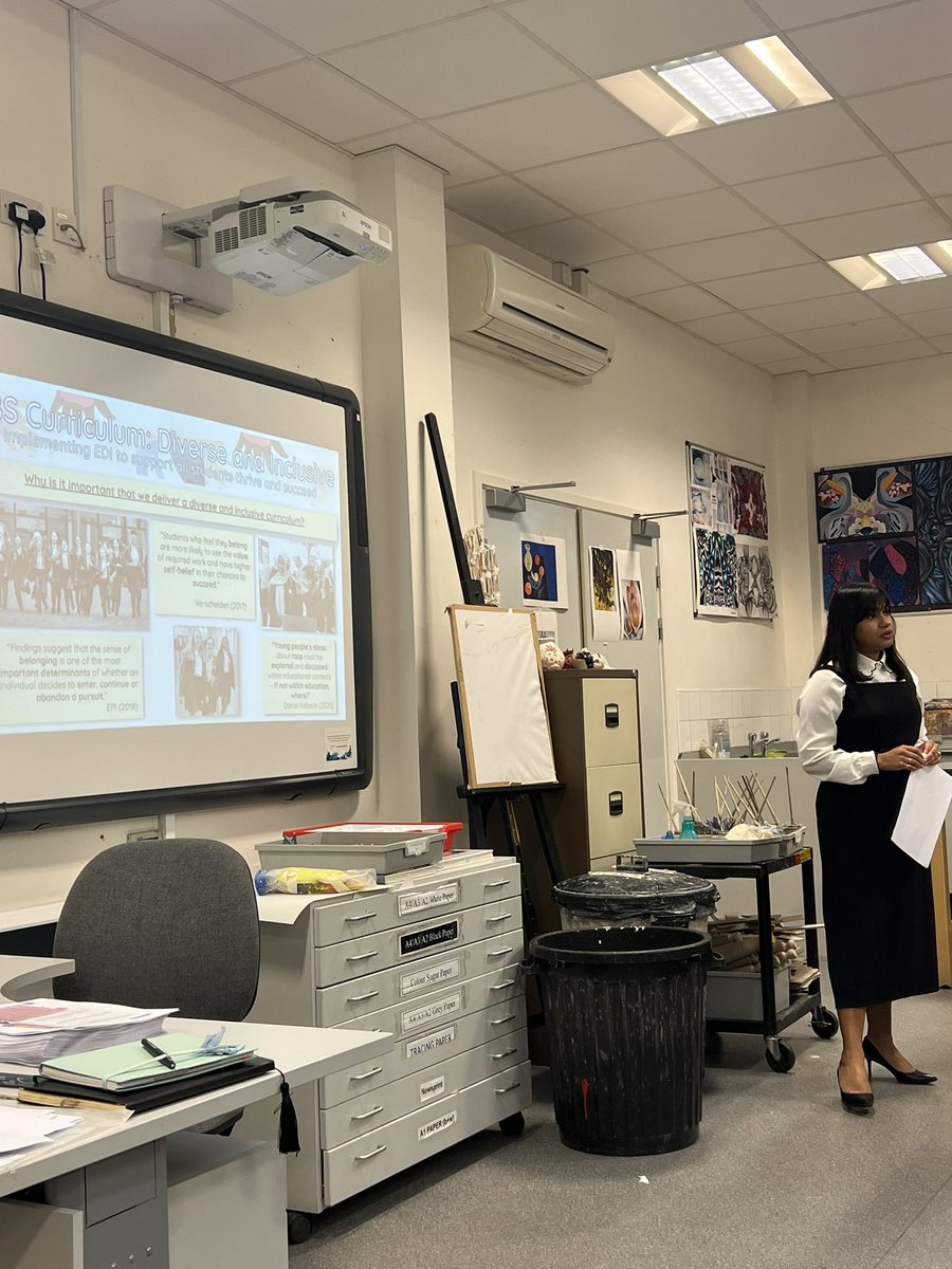 Yamina B tweet media