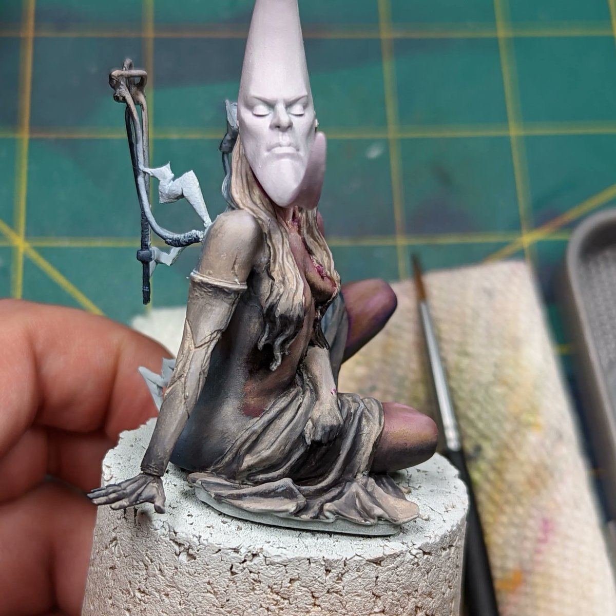 SteepTPainting's tweet photo. Working on her torso today, super happy with how the skin tones look! I’ve gotta continue around the left side of her as well. I got a pretty solid chunk done tonight though! https://t.co/RRbA7C4zni