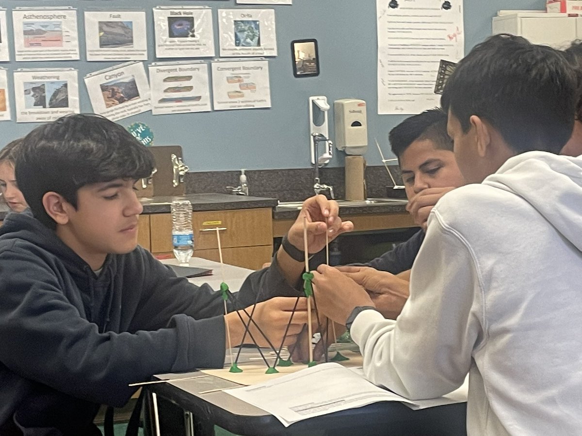 PeelerMrs's tweet photo. Seismic shake up. We are engineers today. Their challenge this week is to build the framework of a building that can withstand an “earthquake” for 10 seconds. #pabtherspersevere #polkavid #cfbscience #collaboration #STEM #LabDay @PolkMSPanthers https://t.co/AWobEa9VaT