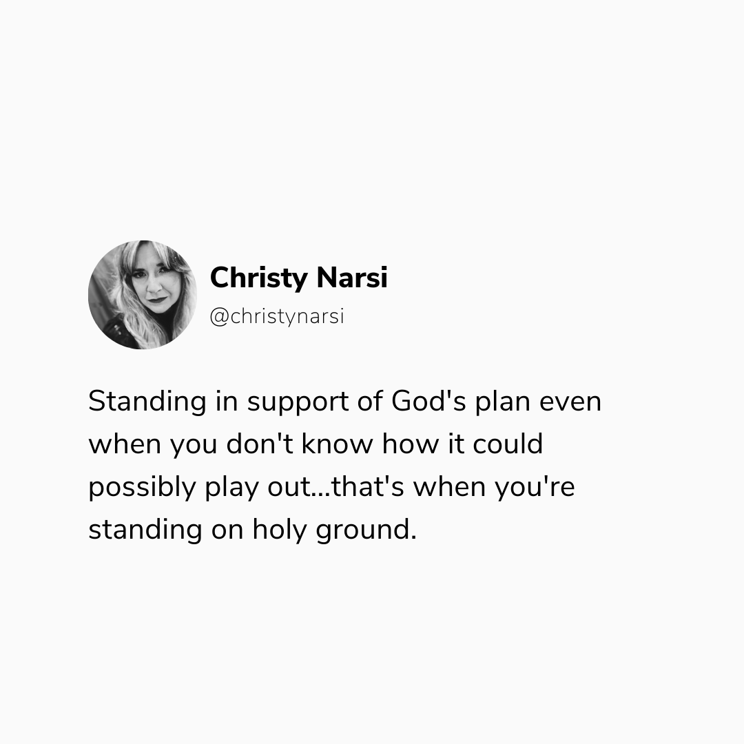 christy_narsi's tweet image. Some of you are at that burning bush moment when God meets you in what looks like nowhere and launches you into destiny. You're about to see great and mighty things you've not seen before (Jer. 33:3) #christianblogger #godisgoodtome #scripturestudy #dailyscripture #verseoftheday