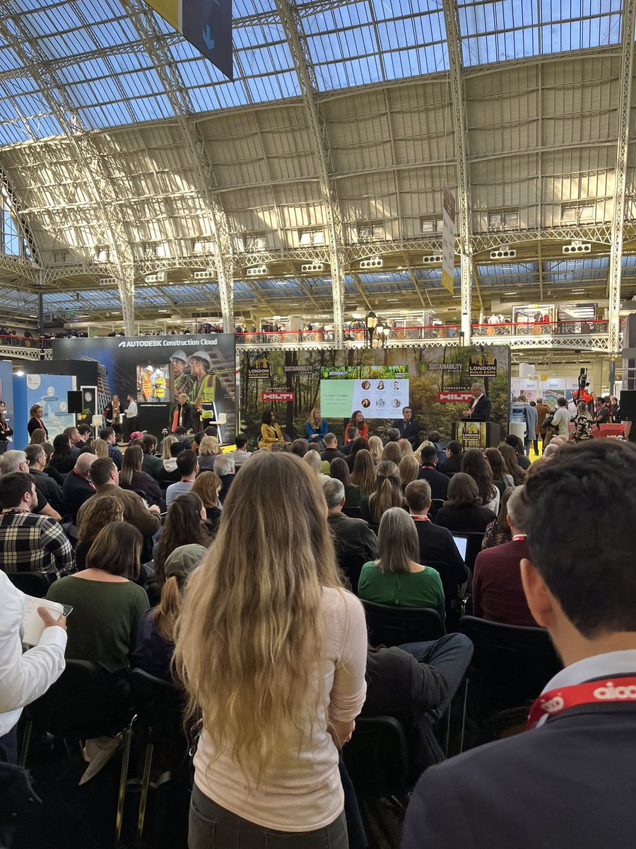 BenchmarkJosh's tweet image. A great trip up to London today to visit the @LondonBuildExpo at Kensington Olympia Station with Russ. It was good to speak with a number of businesses, especially Luke Boughton at Knotwood UK about their cladding products 🪚

@BenchmarkWin 🪟

#BenchmarkWindows #LondonBuildExpo