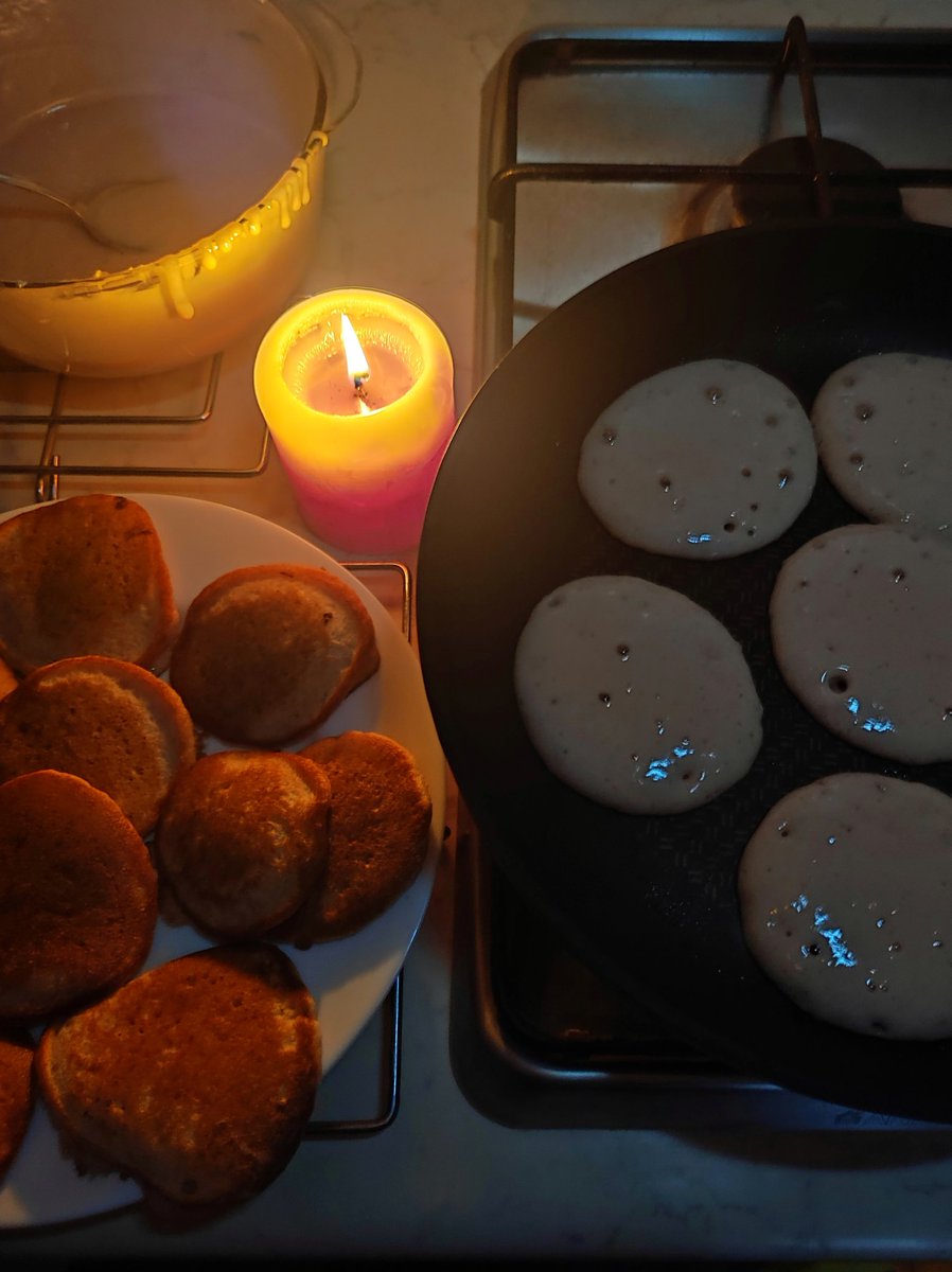 While there is no light, I can make pancakes 😋