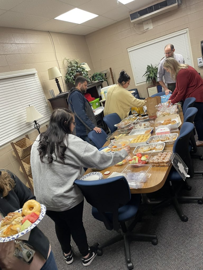 It is NHS Fall Teacher Breakfast day!!! We sure do appreciate every adult in this building and all they do for our CHS students. THANK YOU! You work hard every day in an often thankless job. We 💙 you! 🥓🧇🥚🥯🍳☕️🧃🍩