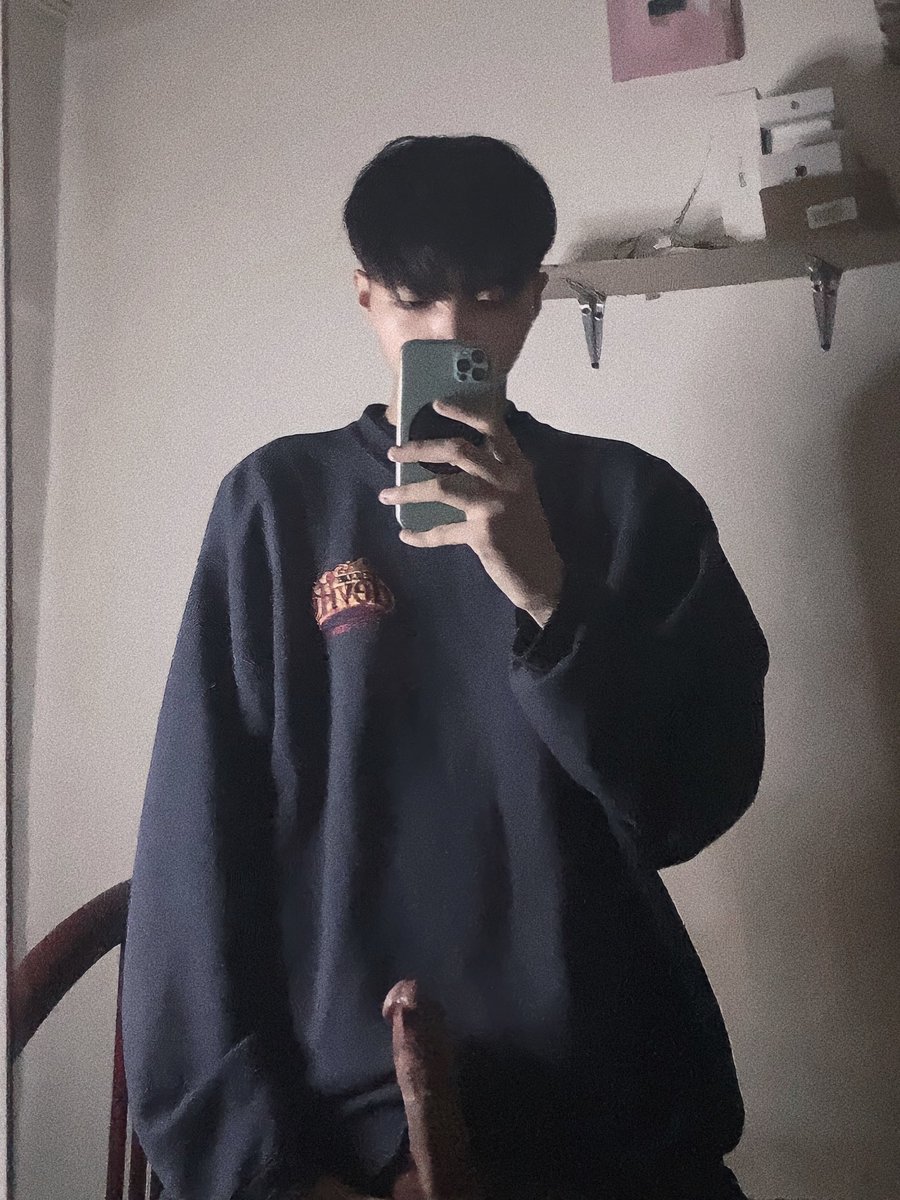_callmeuno's tweet photo. hRny and mentally unstable https://t.co/yHKEKYFtPQ