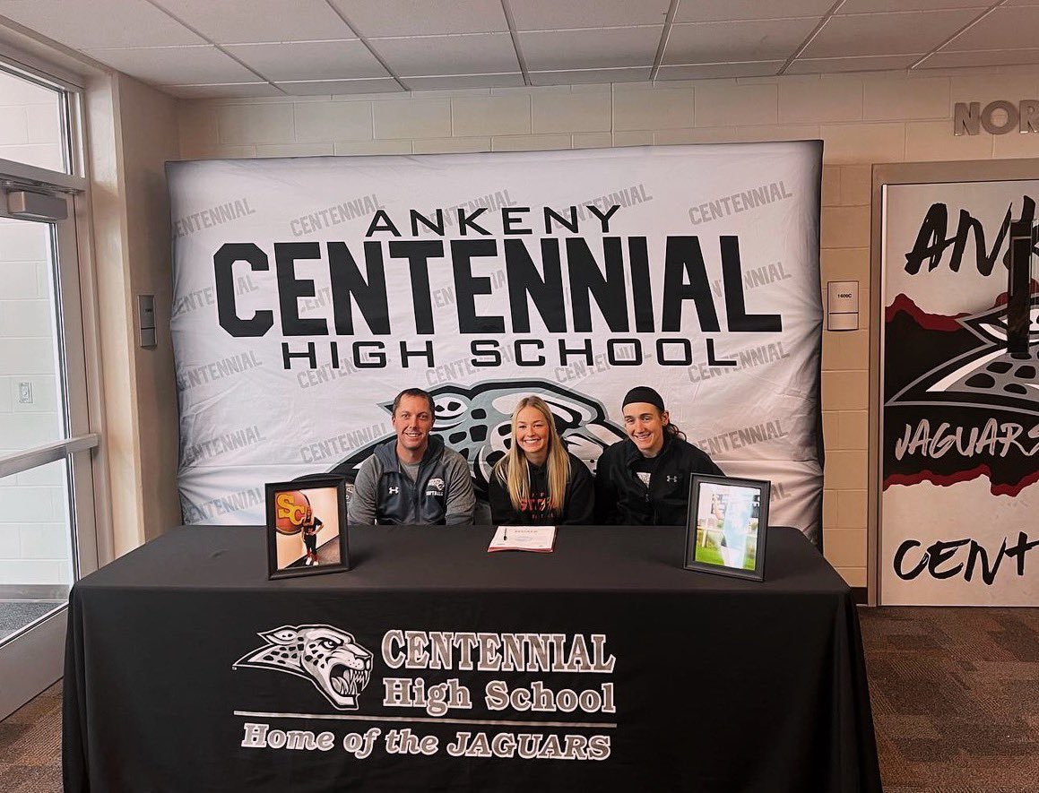 Mackenzie James tweet media