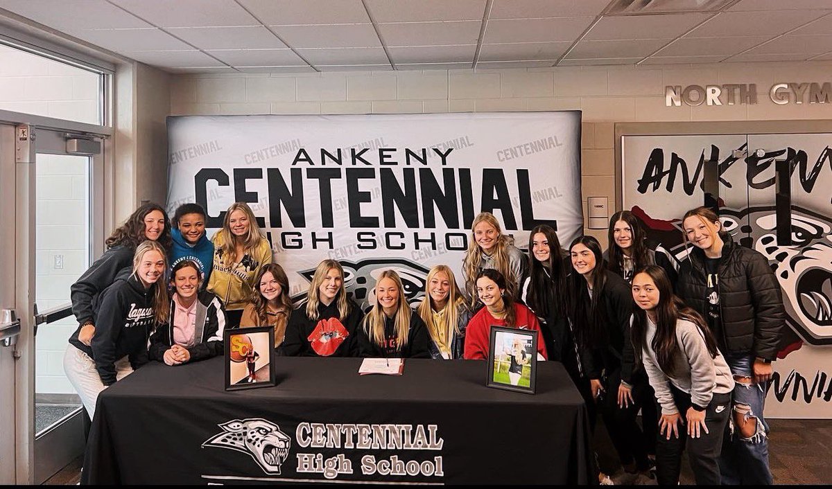 Mackenzie James tweet media