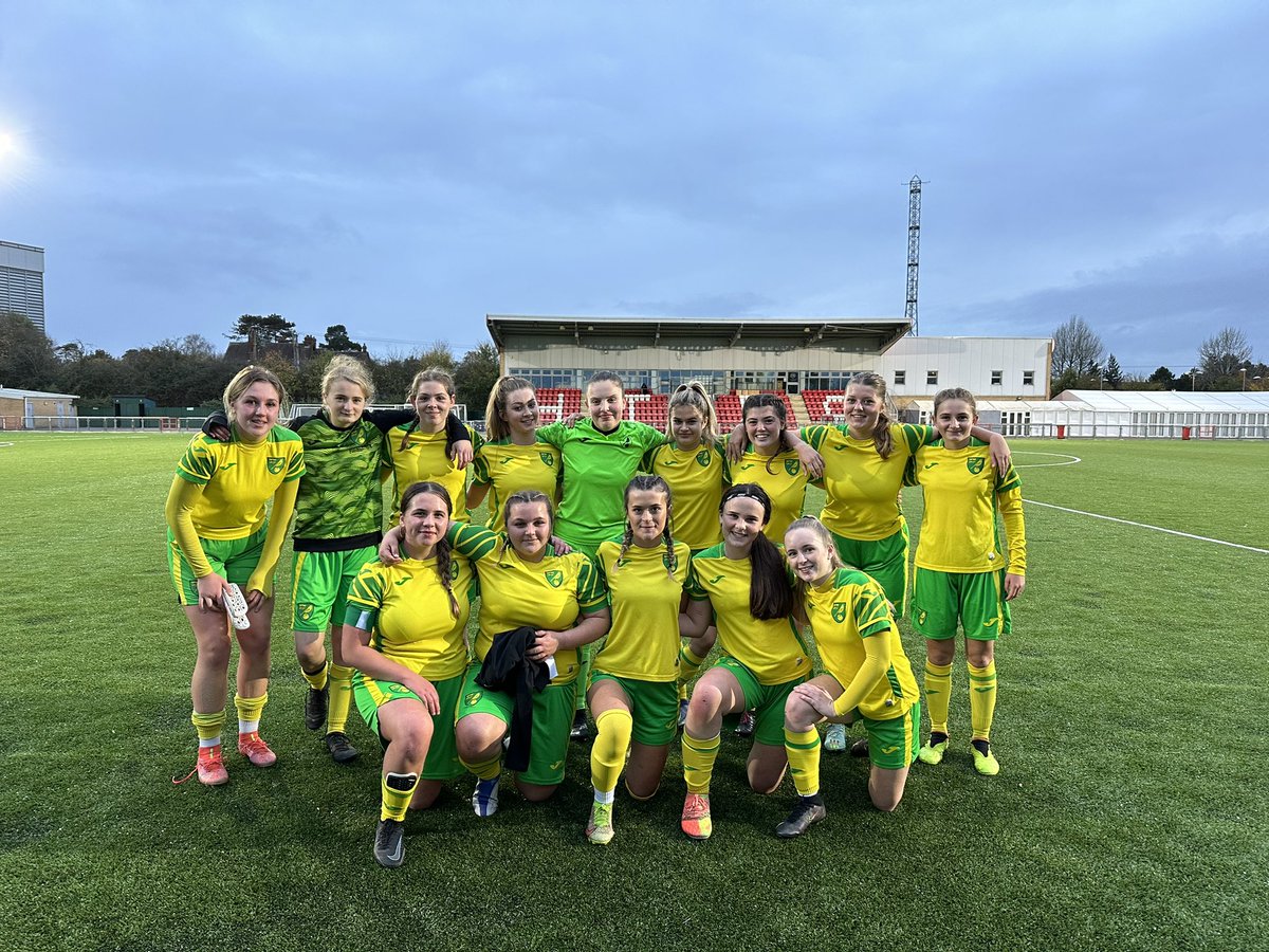 CSFFootballEd's tweet photo. A fully deserved 2-1 win for our FE Girls today against Tottenham Hotspur NCC in the cup. A hard fought battle until the final whistle, but a dominating performance throughout. Well done girls 👏🏻✅ https://t.co/deiulnyomN