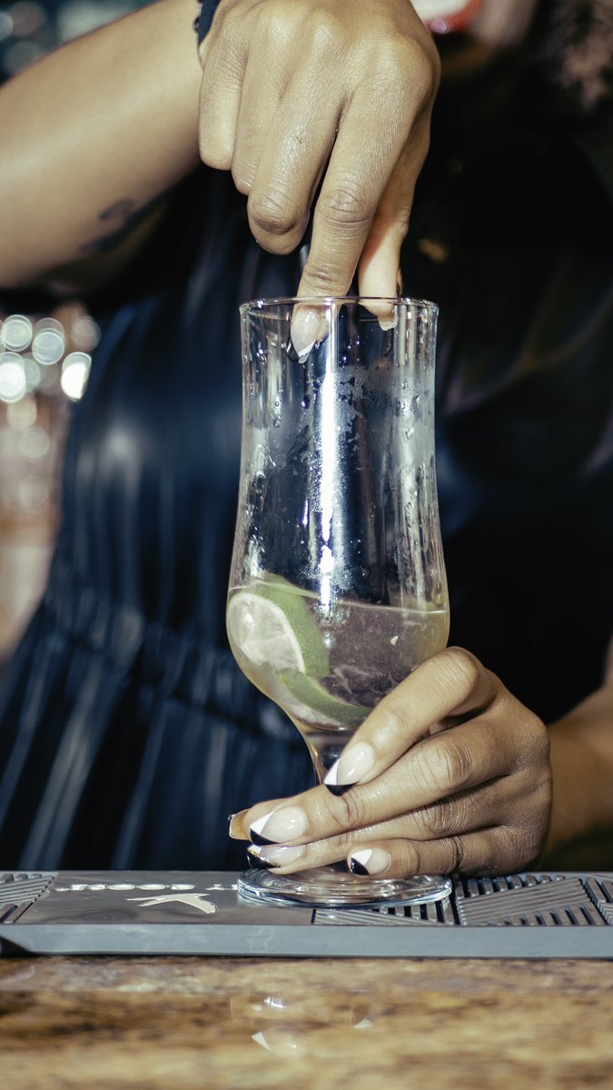 BriannaBlanco__'s tweet photo. Margarita anyone?? #MixAndMingleNJ #MobileMixologist #BentByBlanco 🍾

https://t.co/11gNZ5KwuJ https://t.co/k3h0JpRRxU