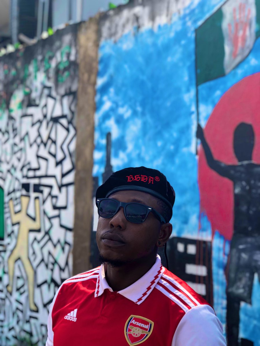 datchoirboi's tweet photo. YNDCB🙌🏿 BSDA General👨🏾✈️💯 #yna #bsda #gunners #festacbreed #govtgangsta #onajabi https://t.co/RY0wBp0DkA