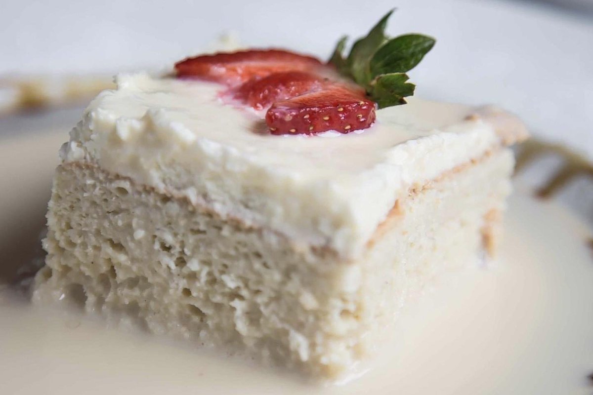 La inigualable Tarta de 3 Leches terminará de complacer a tu paladar en tu experiencia en Mestizo. ¡Te encantará!
#tarta #pastel