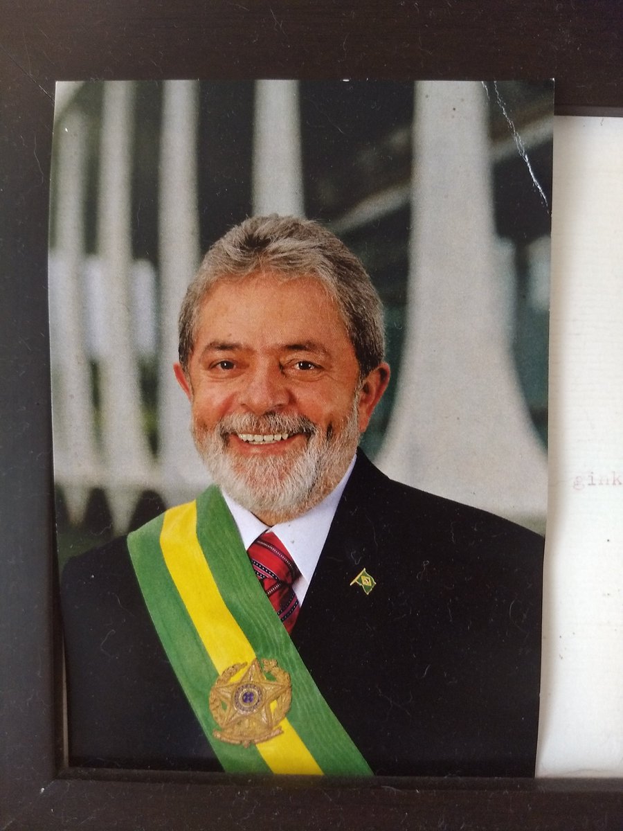 lelao_'s tweet photo. Porta-retrato preferido. ❤️🌳💚 https://t.co/8HngfQgqdi
