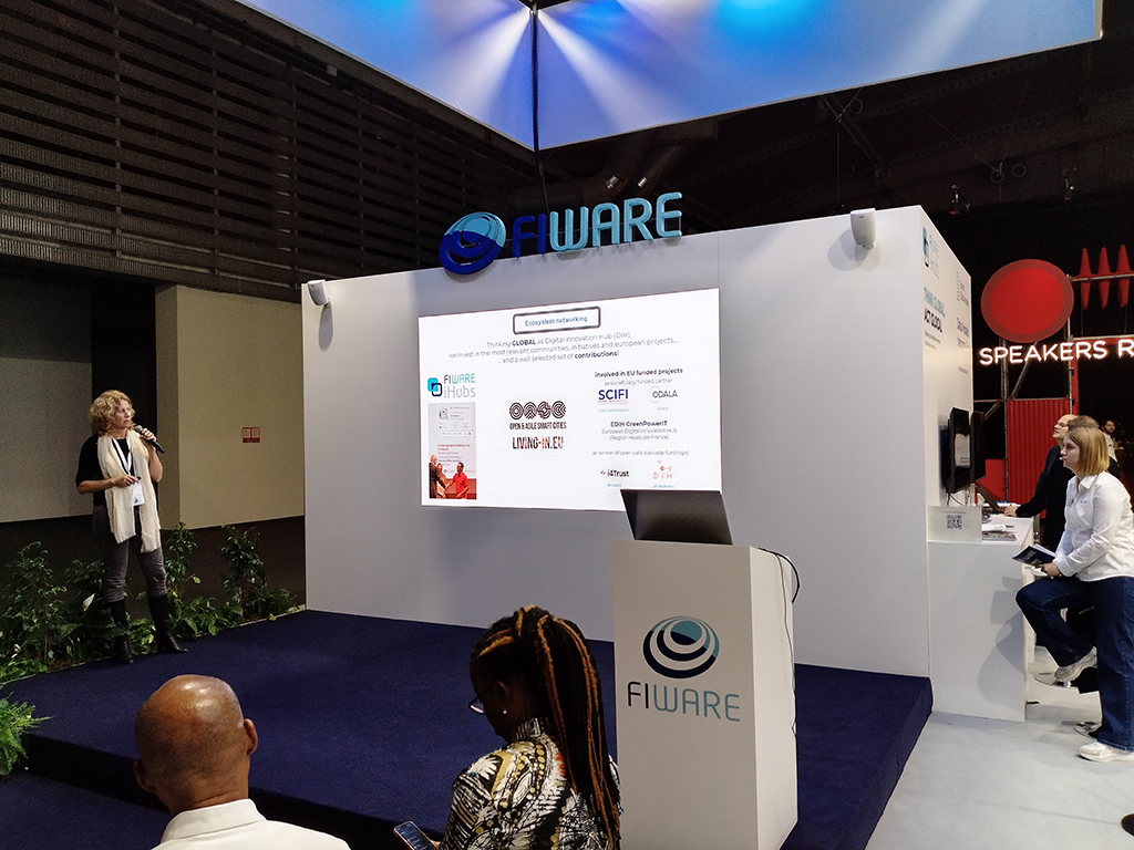 SrlTer's tweet photo. This afternoon at @FIWARE booth during @SmartCityexpo 2022, Faubourg Numérique as Fiware iHub presented what CO2-Mute consortium did during the @i4Trust project.

We are proud to collaborate with such a good tech and business partner as @Hub_Faubourg https://t.co/E93v5IlOBS