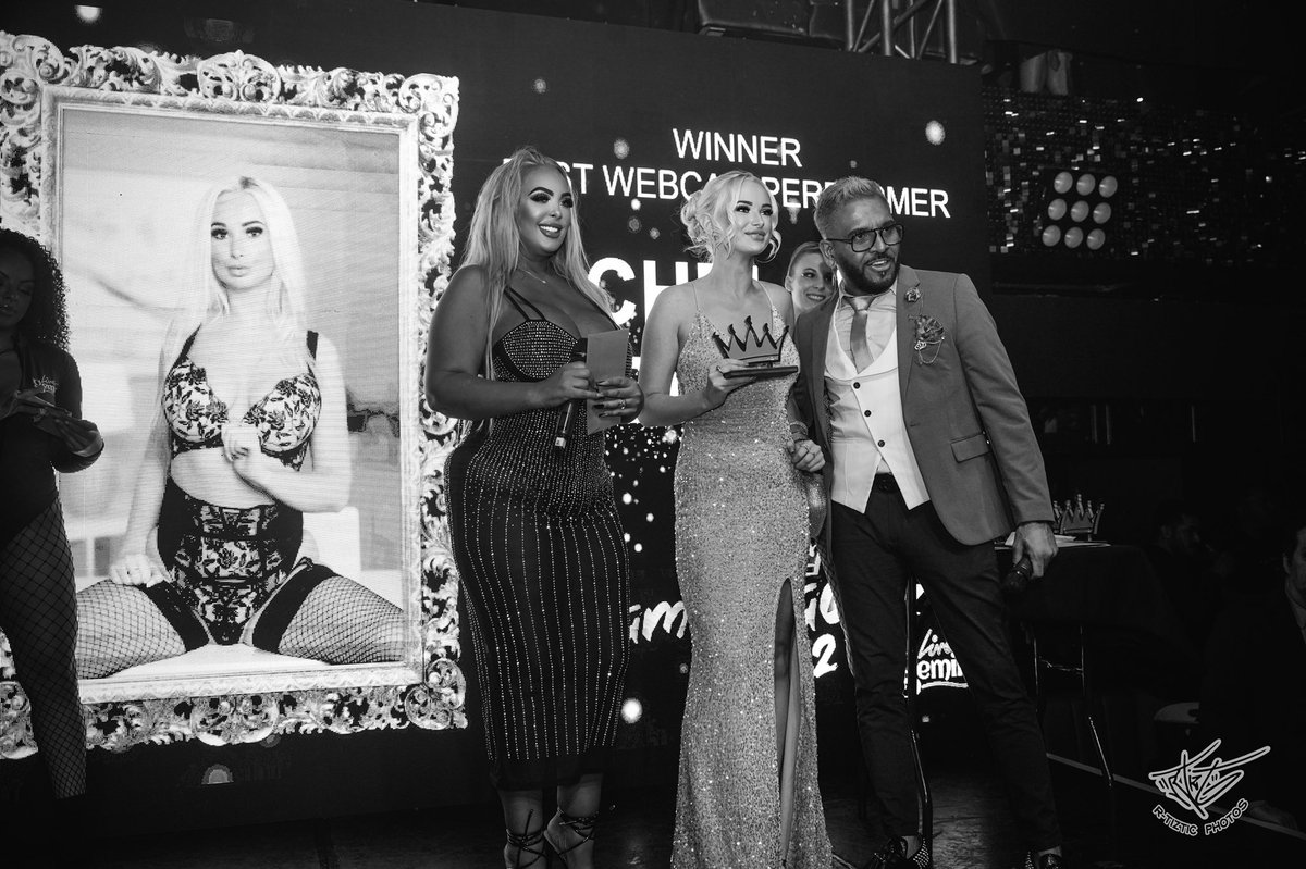 rtizticphotos tweet media