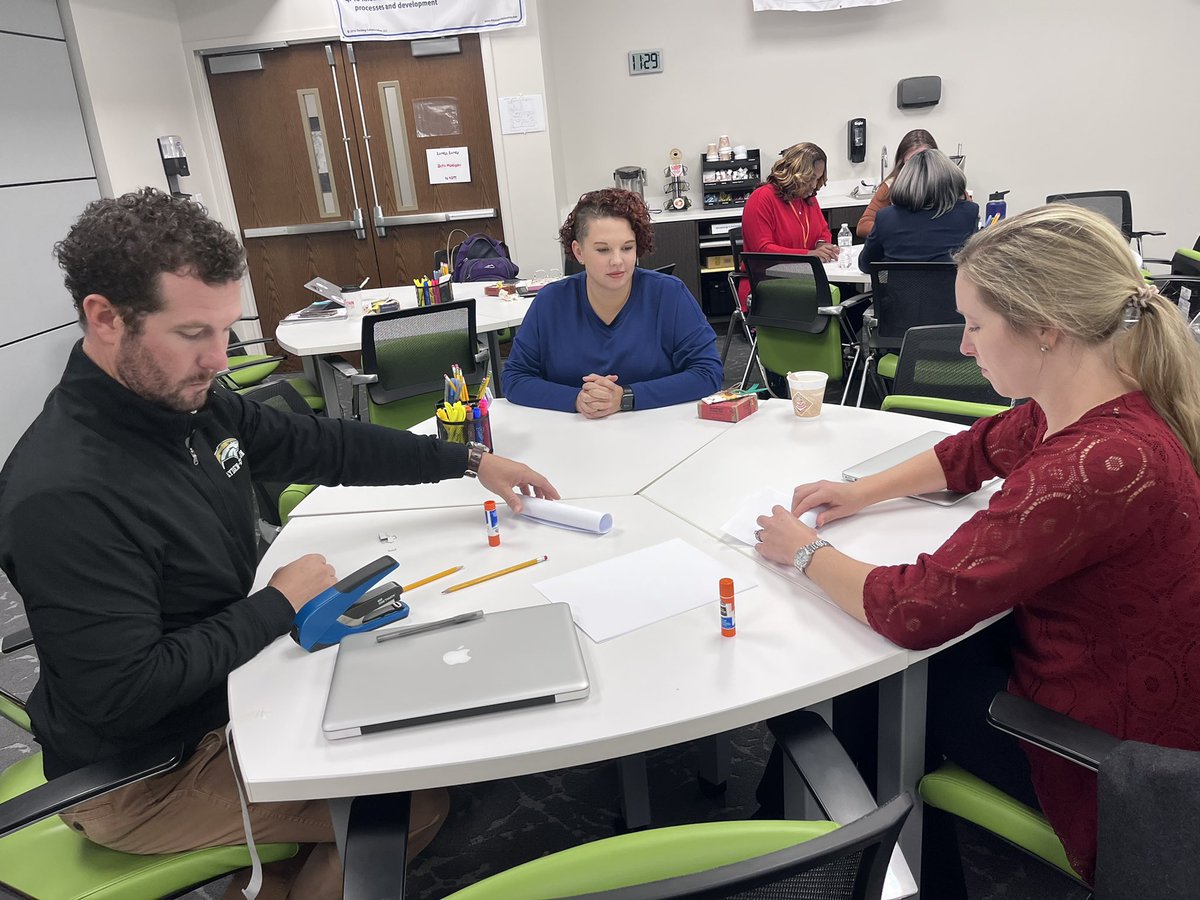 PCS_AVID's tweet image. From Building Futures to Building Chairs…thanksgiving chair Inquiry Challenge with the High School Instructional Coaches! #AVIDmindset